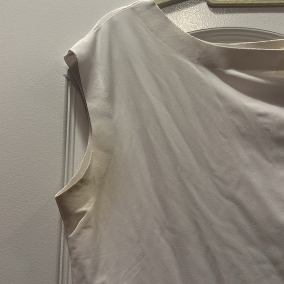 Norma Kamali drop shoulder top size small white - Picture 7 of 12